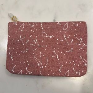 NWOT Ipsy makeup bag